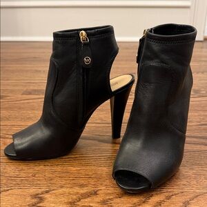 Michael Kors Black Leather Bootie Heels Size 9